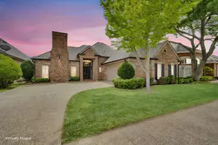 759 Village Green Dr, DeSoto, TX 75115 - Photo 3