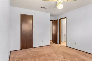 6417 Kary Lynn Dr N, Watauga, TX 76148 - Photo 15