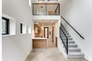 4715 Live Oak St, Dallas, TX 75204 - Photo 5