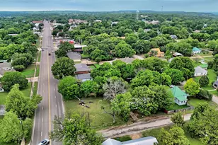 103 Phillips St, Saint Jo, TX 76265 - Photo 27