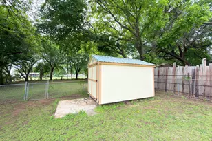 102 Ator St, Lipan, TX 76462 - Photo 17