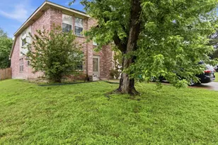 1089 Cove Hollow Dr, Cedar Hill, TX 75104 - Photo 3
