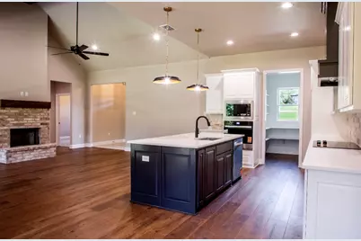 128 Oak Springs Lane, Weatherford, TX 76087 - Photo 13