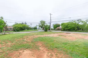 1401 Cottonwood St, Abilene, TX 79601 - Photo 7