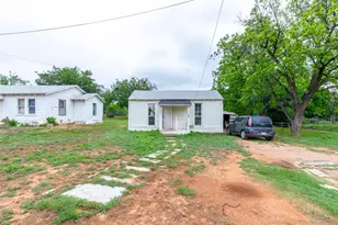 1401 Cottonwood St, Abilene, TX 79601 - Photo 13