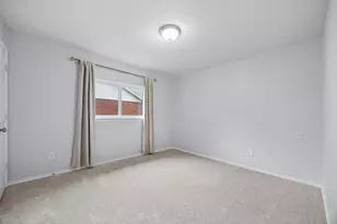 5325 Chessie Cir, Haltom City, TX 76137 - Photo 19
