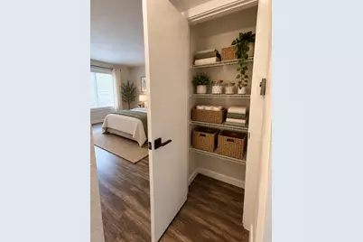 3627 Almazan Drive #216, Dallas, TX 75220 - Photo 5