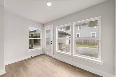900 N 22nd Street, Waco, TX 76707 - Photo 9