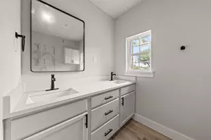 900 N 22nd St, Waco, TX 76707 - Photo 15