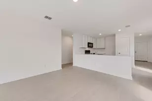 2117 Jesse James Ln, Cleburne, TX 76058 - Photo 5