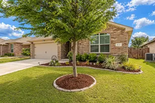 633 Buzzard Lake Trl, Fort Worth, TX 76120 - Photo 3