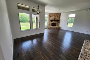 376 Willie's Ct, Whitesboro, TX 76273 - Photo 7