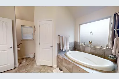 109 Donna Circle, Granbury, TX 76049 - Photo 13