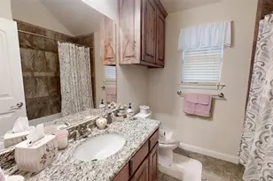 109 Donna Cir, Granbury, TX 76049 - Photo 15