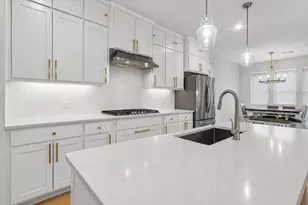 501 Upper Falls Ln, Mansfield, TX 76063 - Photo 5