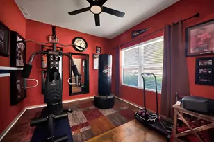 7064 Seton Hall Dr, Fort Worth, TX 76120 - Photo 7