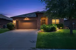7064 Seton Hall Dr, Fort Worth, TX 76120 - Photo 1