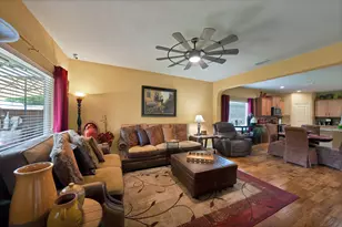 7064 Seton Hall Dr, Fort Worth, TX 76120 - Photo 17