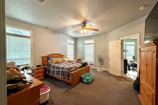 110 Buena Vista St, Mabank, TX 75156 - Photo 11