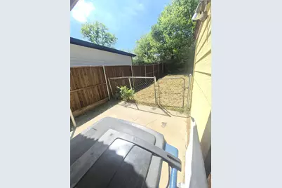 335 Avenue J, Dallas, TX 75203 - Photo 15