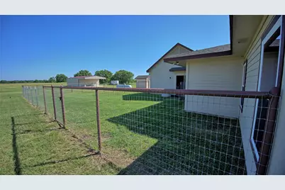 433 Fruitland Road, Bowie, TX 76230 - Photo 39