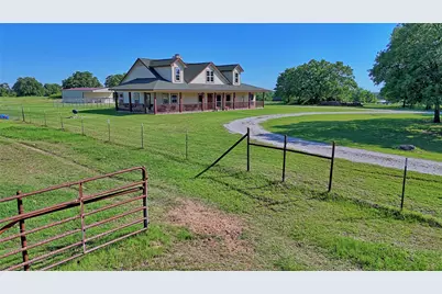 433 Fruitland Road, Bowie, TX 76230 - Photo 37