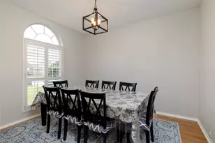 2206 Arbor Chase Cir, Arlington, TX 76011 - Photo 17