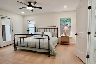9920 Greenfield Dr, Dallas, TX 75238 - Photo 9