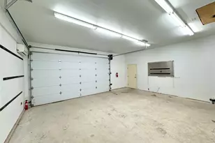9920 Greenfield Dr, Dallas, TX 75238 - Photo 35