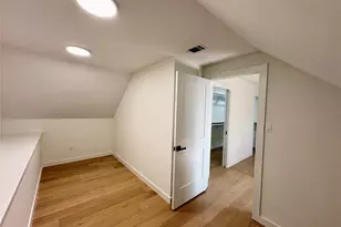 9920 Greenfield Dr, Dallas, TX 75238 - Photo 23
