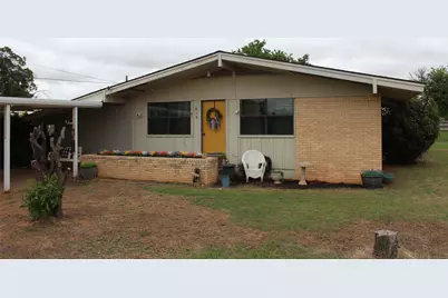 810 W Eden Street, Munday, TX 76371 - Photo 3
