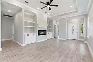 420 E Ball St, Tom Bean, TX 75491 - Photo 35