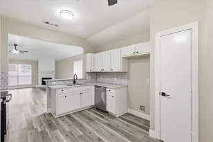 1220 Cedarcrest Dr, Mesquite, TX 75149 - Photo 5