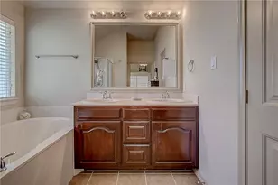 5009 Holliday Dr, Fort Worth, TX 76244 - Photo 31