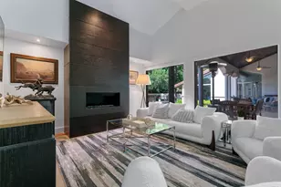 6181 Preston Creek Ct, Dallas, TX 75240 - Photo 13