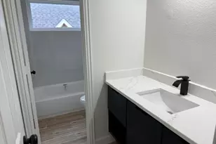 618 W Muirfield Rd, Garland, TX 75044 - Photo 19