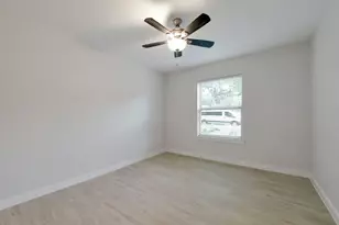 2717 Meadow Green, Bedford, TX 76021 - Photo 19