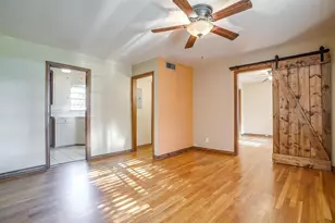 604 Monticello Dr, Fort Worth, TX 76107 - Photo 5