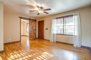 604 Monticello Dr, Fort Worth, TX 76107 - Photo 3