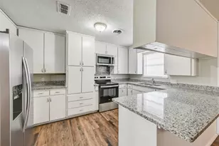 108 S Beverly St, Crowley, TX 76036 - Photo 13