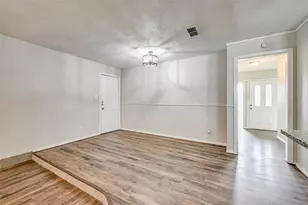 108 S Beverly St, Crowley, TX 76036 - Photo 11