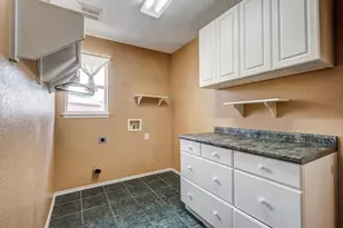 7708 Chandler Ct, North Richland Hills, TX 76182 - Photo 19