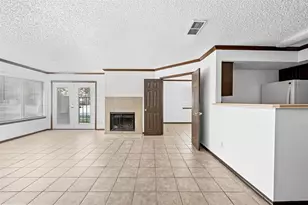 2314 Bamboo Dr, Arlington, TX 76006 - Photo 13
