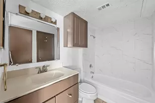 2314 Bamboo Dr, Arlington, TX 76006 - Photo 9