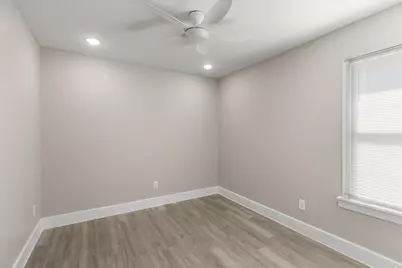 2642 Hutchinson Street, Fort Worth, TX 76106 - Photo 19
