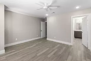 2642 Hutchinson St, Fort Worth, TX 76106 - Photo 11