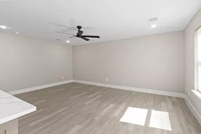 2642 Hutchinson Street, Fort Worth, TX 76106 - Photo 5