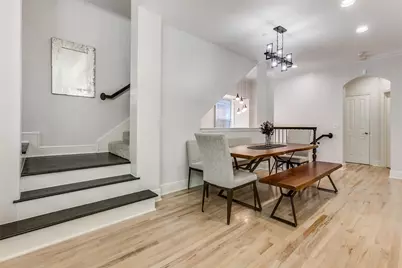 4150 Towne Green Circle, Addison, TX 75001 - Photo 11