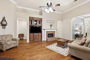1811 Clear Summit Ln, Mansfield, TX 76063 - Photo 9