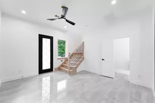 404 Pecan Dr, Dallas, TX 75203 - Photo 15